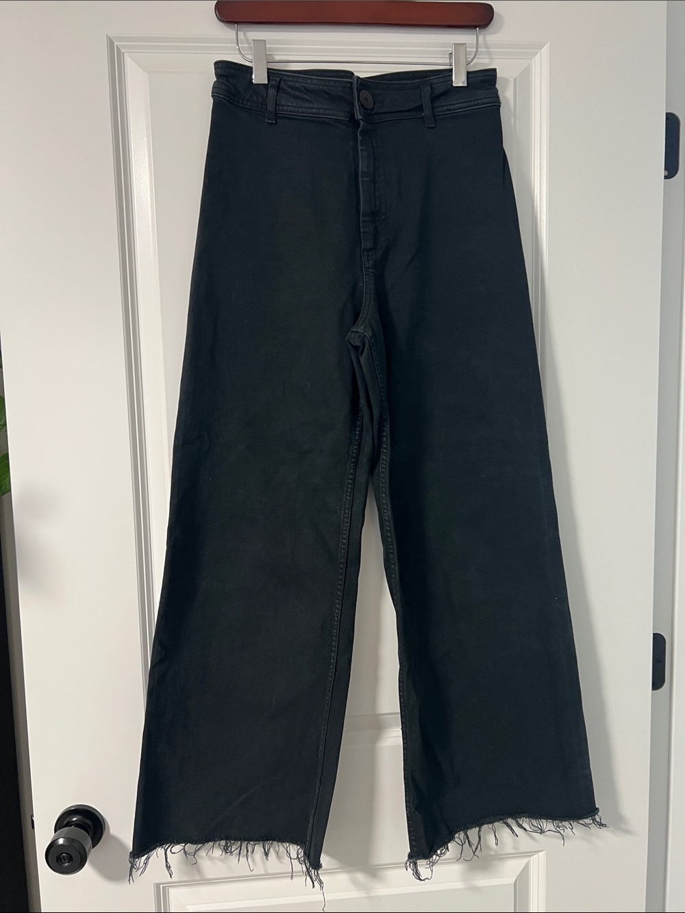 Zara Black Wide-Leg Frayed Hem Jeans